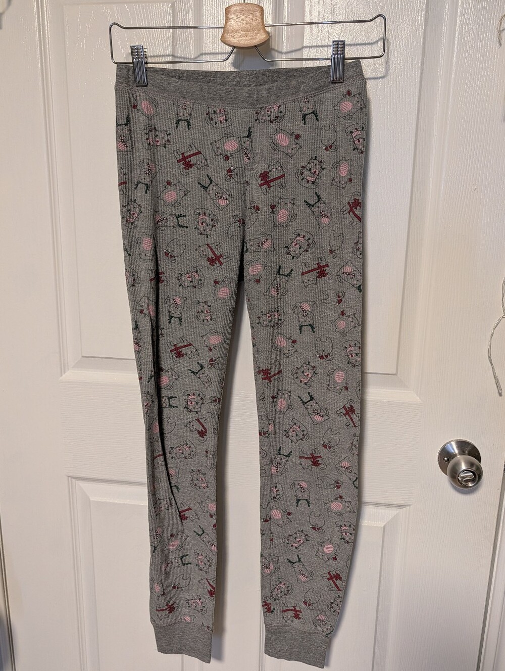 Ladies Grey Knit Lounge / Sleep Pants with Cat Print Christmas Theme